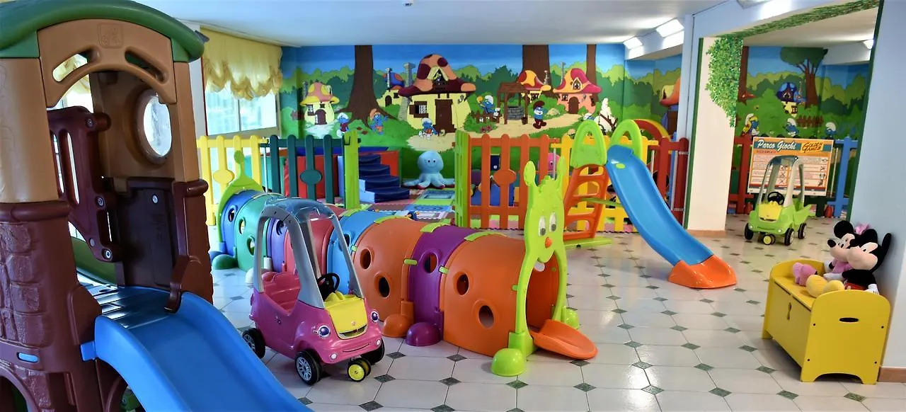 ***  Hotel Jumbo Rimini Olaszország